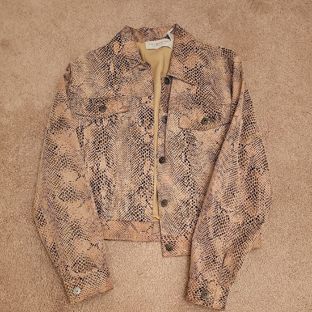 Liz Claiborne Tan Snake Print Jean Jacket - Picture 6 of 14